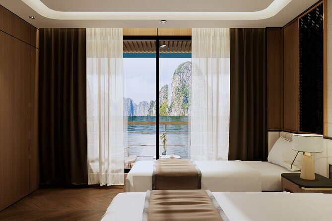 2 Day 1 Night Luxury Azura Cruise through Halong & Lan Ha Bay - Day 1 on Halong Bay: settling in, then letting the bay do its job
