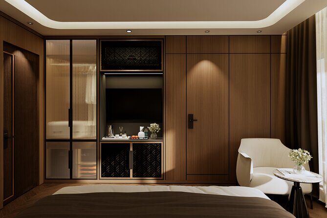 2 Day 1 Night Luxury Azura Cruise through Halong & Lan Ha Bay - Transfers: limo bus adds comfort, and staff help can be a big deal