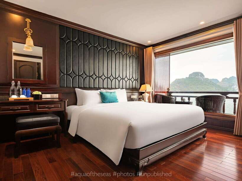 2-Day: Halong Lan Ha Bay 5 Stars Cruises w/Balcony & Bathtub - Halong and Lan Ha in one trip: why this combo works