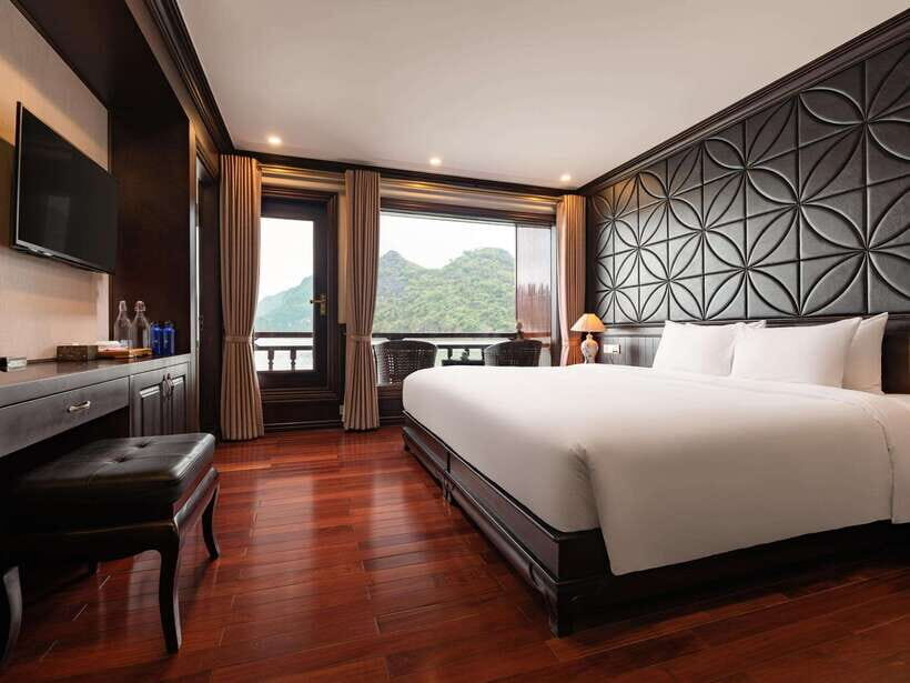 2-Day: Halong Lan Ha Bay 5 Stars Cruises w/Balcony & Bathtub - What this cruise feels like in real life (and where it might annoy you)