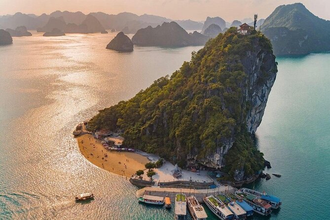 2-Day In Halong Bay Cruise With Transfer From Hanoi - Food on Board: Seafood Meals and the Drinks That Add Up