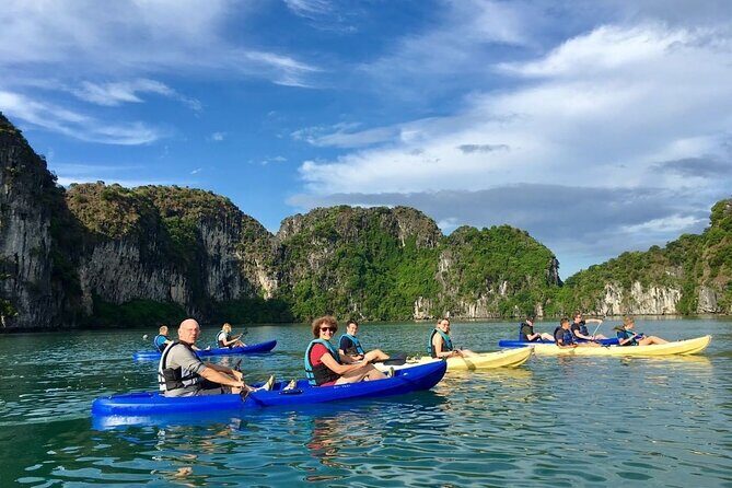 2 Days 1 Night Overnight on Cruise in Halong Bay - Back to Hanoi by 11:30: how the timing works