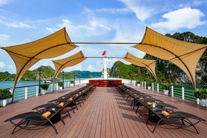 2-Days Aspira Cruise Tour around Hanoi- Halong- Lan Ha Bay - Day 2: Lan Ha Bay sunrise, tai chi, and deck comfort