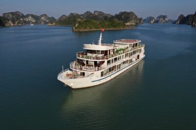 2 Days Ha long Sapphire Cruise - Boarding Sapphire Cruise: what to expect in your cabin and onboard life
