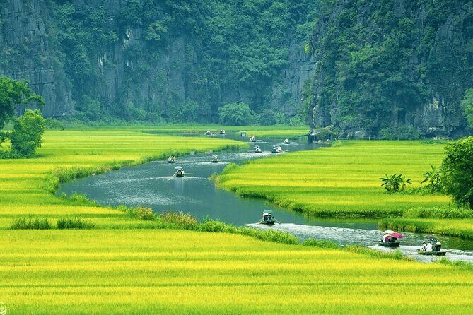 2Day-1Night: Hanoi-Ninh Binh-Ha Long Bay-Overnight in Tam Coc - Dinner and overnight in Ninh Binh: you recharge, then go again