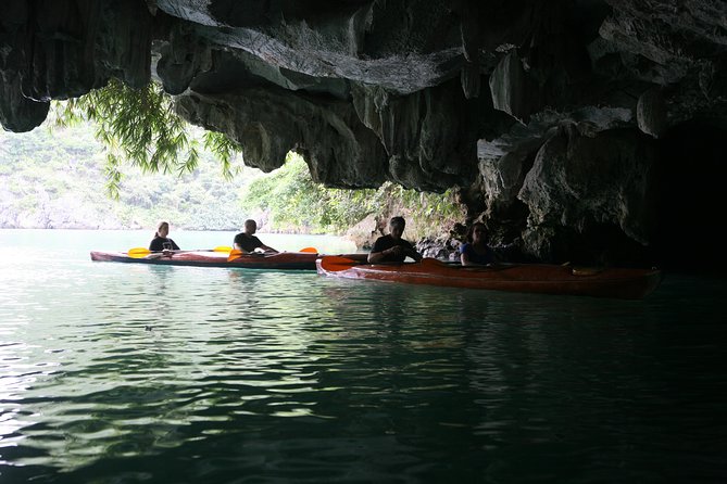 3-Day Cruise Relaxing and Kayaking on Oriental Sails - Why the Oriental Sails junk cruise feels like a reset
