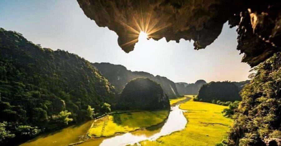 3-Day Ninh Binh Bungalow & Ha Long Bay 5 Star Cruise - Ninh Binh bungalow night: checking in, cycling later, and an easy evening