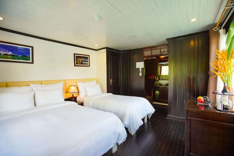 4-star Halong Paloma Cruise 2D1N Trip - Day 1 in Halong: Thien Canh Son cave, swim time, and Cong Dam sunset