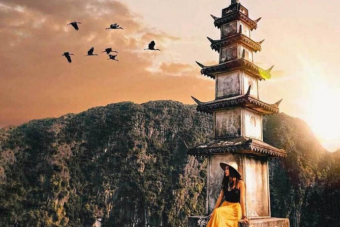 7 Days Package Hanoi- Halong -Sapa-Ninh Binh - Day 4 in Sapa: market stops and trekking through Lao Chai, Ta Van, and Hau Thao