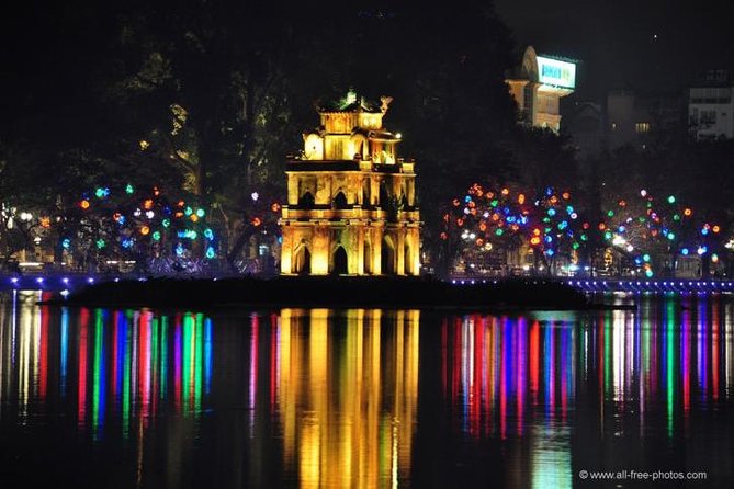 7 Days Package Hanoi- Halong -Sapa-Ninh Binh - Day 2 Halong Bay: kayaking, swimming, and a lively day on the water