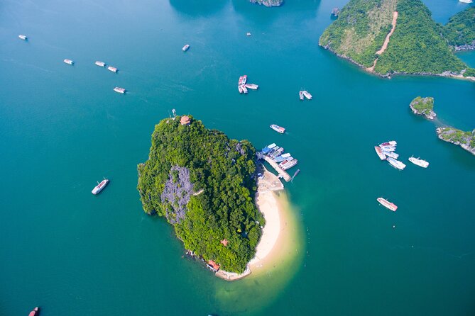 All Inclusive Cruise Tour at Halong Bay - Luon Cave by Kayak or Bamboo Boat: The Most Active (or Relaxed) Part