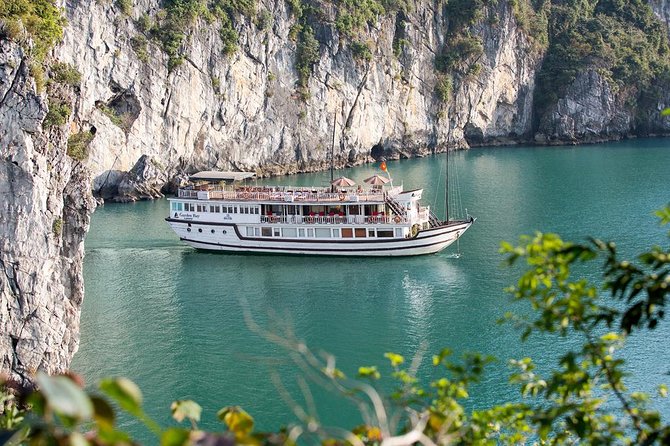 Bai Tu Long Bay Boutique Cruise: Visit Bai Tu Long bay & Overnight boat in 2 day - Sleeping in a Private Cabin: Comfort That Actually Helps