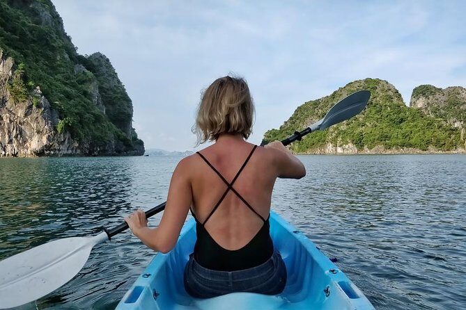 Bai Tu Long Bay Cruises Peaceful and Cozy Group Boat 2D1N - Day 2 Morning: Taichi on Deck and Sunrise Breakfast