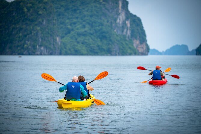 Bai Tu Long & Ha Long Bay 3-Day 2-Night Cruise from Hanoi - Day 3: morning views, Thien Canh Son Cave, and a simple Vietnamese cooking moment