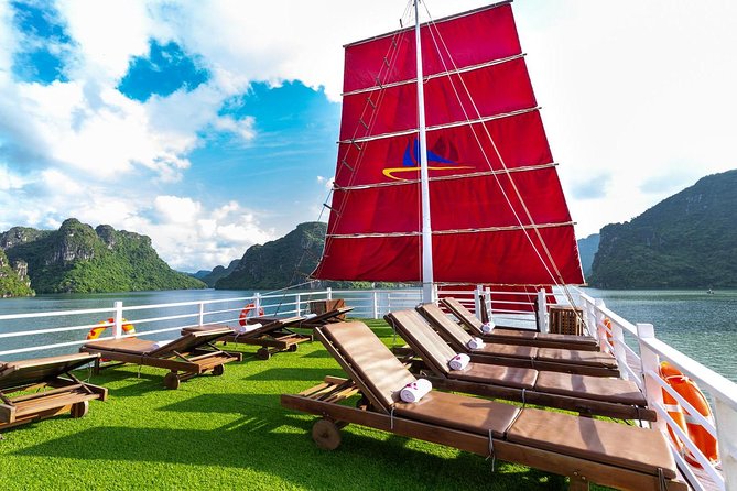 Bai Tu Long Luxury Day Cruise - Fishing Village, Kayak - Boarding day flow: port welcome and what the schedule really feels like