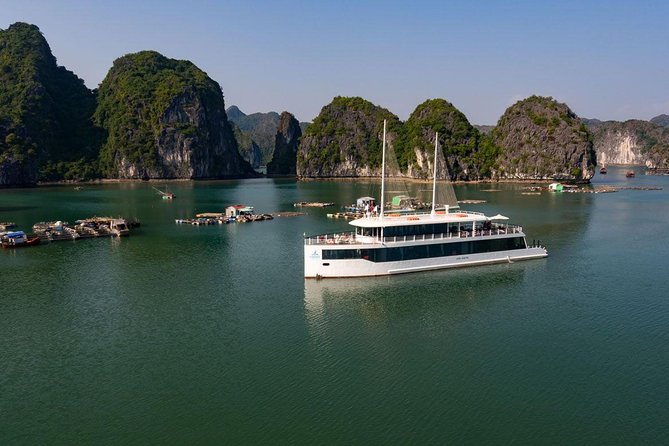 Best Cruise In Halong Bay - Jade Sails Cruise - Getting to the marina: limousine transfer that actually saves your day