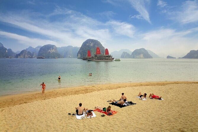 Best Halong 5 star Day Trip, inclusive,buffet,cave,kayak,transfer - Sung Sot Cave and the Bo Hon area: worth the time, even if it’s popular