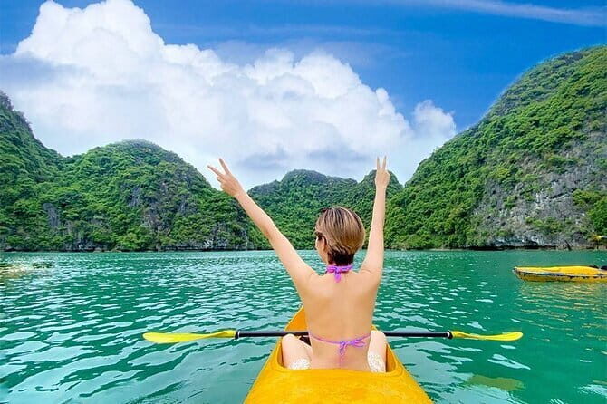 Best-Selling 2-Day Halong Bay & Ninh Binh Tour from Hanoi - Day 1 in Ninh Binh: Hoa Lu Temples, Trang An Boats, and Mua Cave