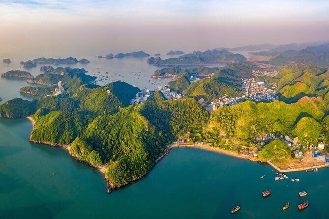 Cat Ba Tour 2 Days 1 Night, Enjoy A Full Day On Lan Ha Bay - Cat Ba and Lan Ha Bay in two days: the pace you should expect