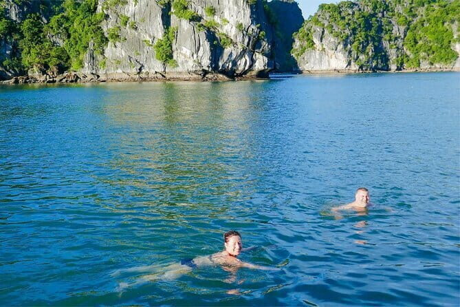 Cat Ba Tour 2 Days 1 Night, Enjoy A Full Day On Lan Ha Bay - Hanoi to Cat Ba: buses and a speed-boat transfer that keep things simple