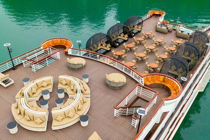 Chill Cruise full-day Explore Halong Bay - Midday cruise time: lunch with passing scenery