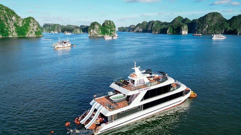 D'Charme Luxury Day Cruise Discover the Stunning Lan Ha Bay - Kayaking in hidden lagoons, then a swim break