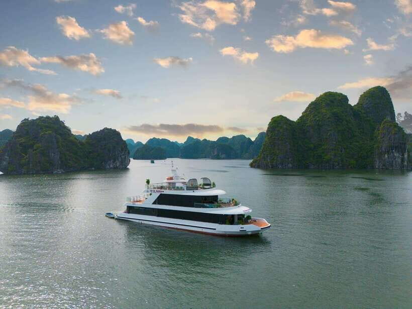 D'Charme Luxury Day Cruise Discover the Stunning Lan Ha Bay - From Cat Ba Town pickup to the pier: the morning flow