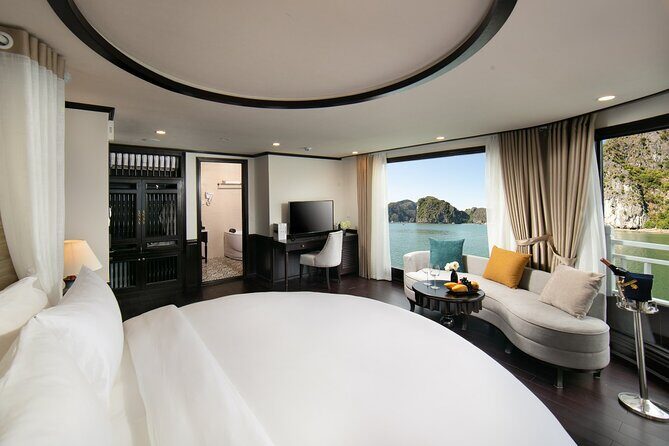 Discover Ha Long Bay in 2 Days and 1 Night Cruise Experience - Evening on the water: bioluminescent plankton in Lan Ha Bay