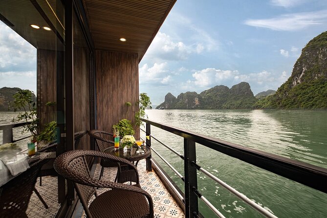 Dora Cruise – Best 2D1N Luxury Cruise in Halong & Lan Ha Bay - Converting scenery into comfort: onboard food and included drinks