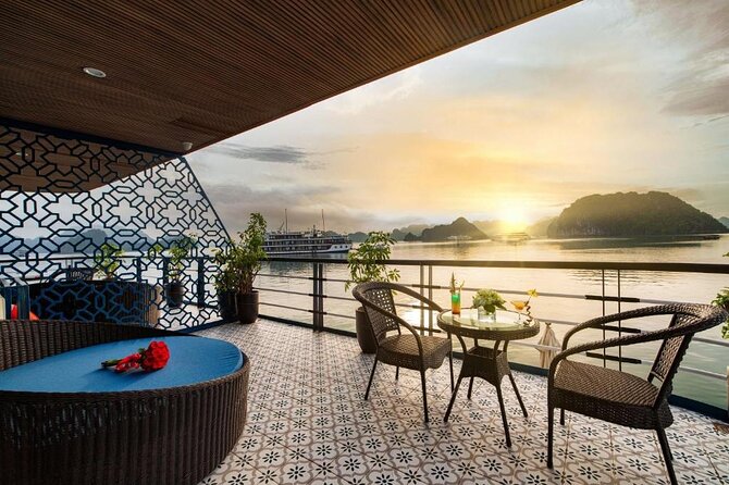 Doris 5 Star Cruise 2 Days 1 Night(Ha Long Bay+Lan Ha Bay) - Meals on board: set menus, brunch theme, and why it’s good value