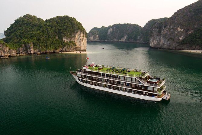 Doris Cruise 5 star cruise 2 days visiting Halong Bay Lan Ha Bay private balcony - What to pack and how to stay comfortable on two water-heavy days