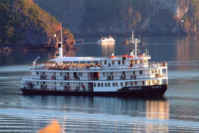 Emeraude Cruise 2 days 1 night Ha Long Bay Tour - Key highlights you’ll actually feel