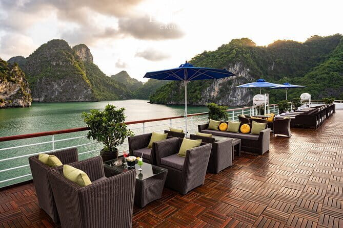 Erina Cruise 5-star cruise 2 day visit Lan Ha Bay private balcony - Private balcony on a 2-day Lan Ha Bay cruise: what you really get