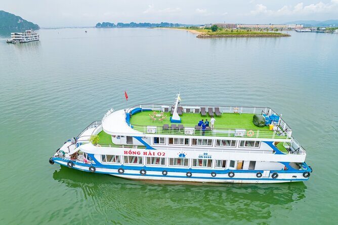 Excursion to Ha Long Bay with Titop Island and kayaking in Luon Cave - Sung Sot Cave (Surprising Cave): the star cave stop