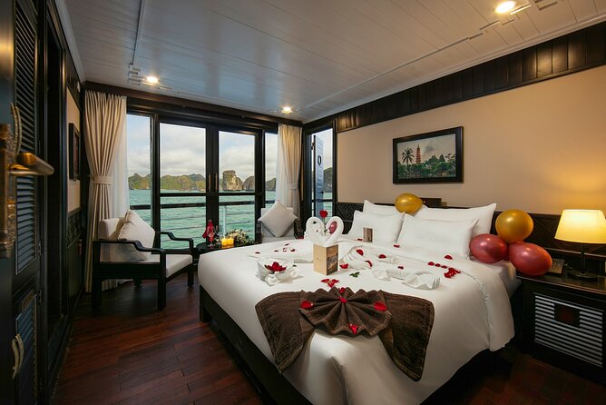 Explore Untouched Bai Tu Long: 2-Day Garden Bay Cruise Journey - Day 1: Welcome Drink to Cap La Kayaking and Beach Time