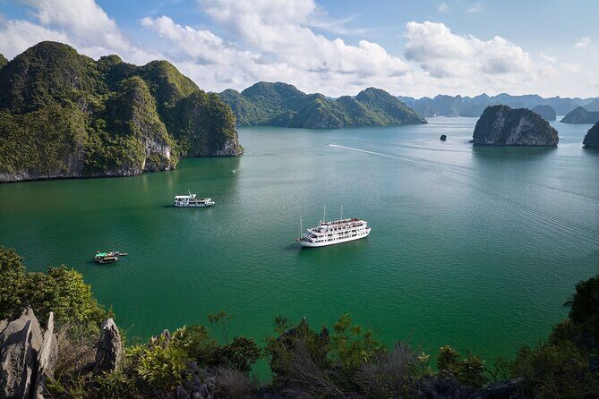 Featured: All-Inclusive OVERNIGHT Halong Cruises - many options - Cabins, A/C, and the comfort reality check