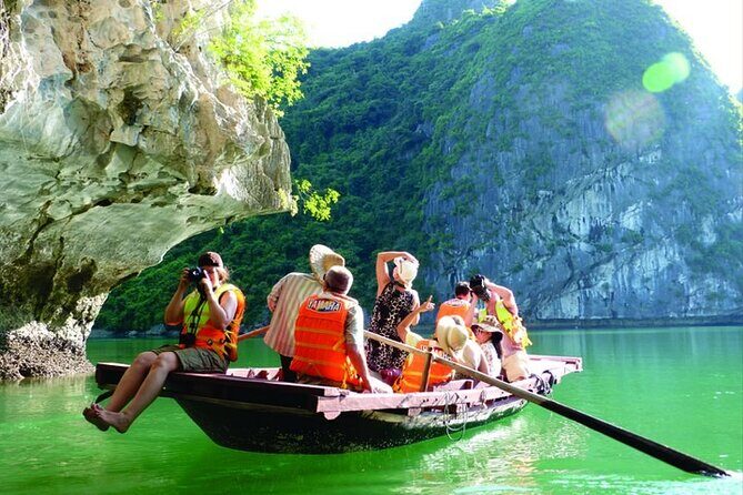 From Ha Noi - Full Day Ha Long Bay Trip - From Hanoi Old Quarter to Ha Long Marina: The Morning Flow