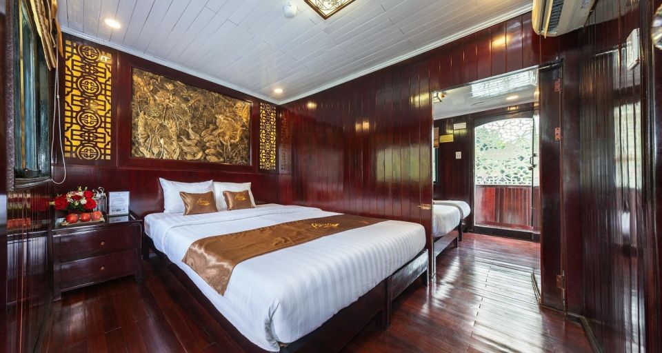 From Hanoi: 3-Day and 2-Night Cruise Stay at Bai Tu Long Bay - Day 3: Sunrise, Vung Vieng Floating Village, and the Return Through Ha Long
