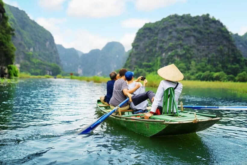 From Hanoi: 3-Day Luxury Tour Ninh Binh & Ha Long Bay Cruise - Tra Bau kayak, swim time, and sunset party on Lan Ha