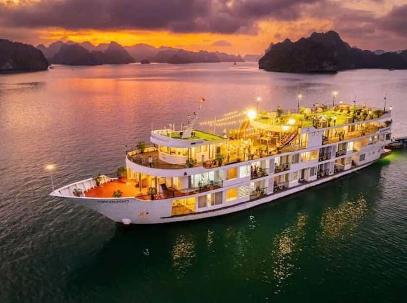 From Hanoi : 4-day Ninh Binh-Halong Bay Cruise with Balcony - Day 1 from Hanoi to Ninh Binh: Hoa Lu, biking, and the fast start