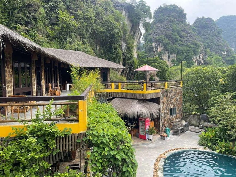 From Hanoi : 4-day Ninh Binh-Halong Bay Cruise with Balcony - Day 2 in Ninh Binh: a real chance to breathe (and cycle)