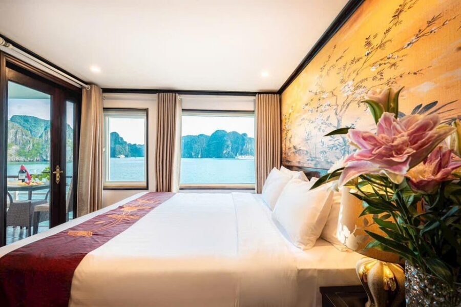 From Hanoi : 4-day Ninh Binh-Halong Bay Cruise with Balcony - Comfort, crowds, and what to do with the “included” parts