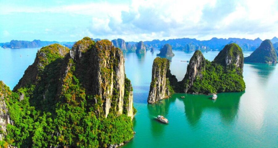 From Hanoi: Halong Bay Day Trip with Lunch and Transfers - Key Things You’ll Notice on This Halong Bay Day Trip
