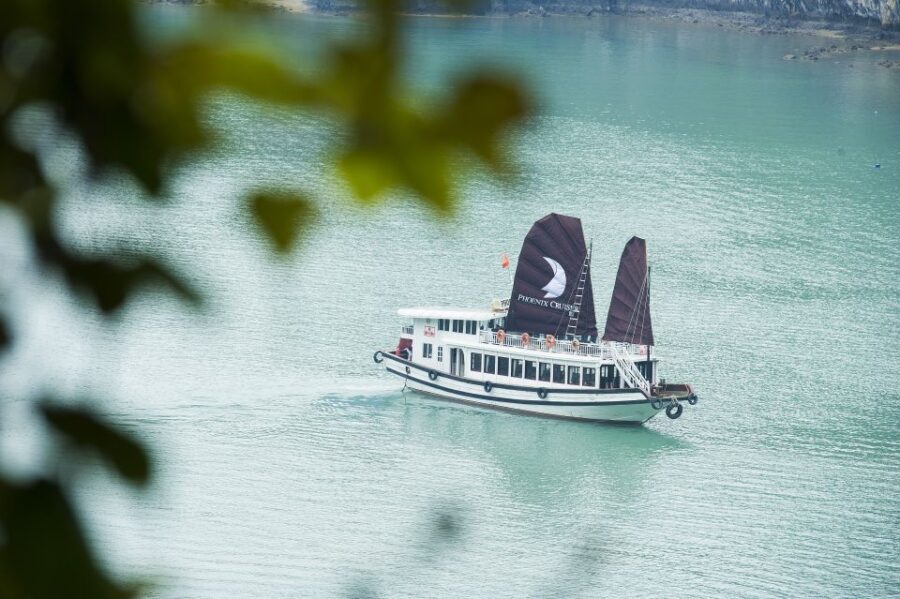 From Hanoi: Halong day trip, Route 2, 6hours, Small group - From Hanoi Old Quarter to Tuan Chau Marina: why the 8:00 AM start matters