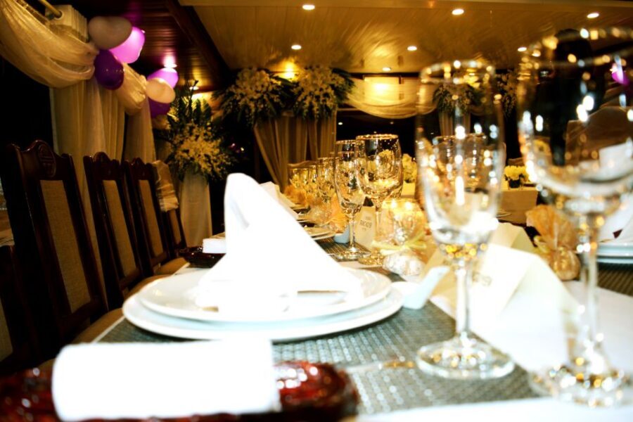 From Hanoi: Halong Explorer 3-Day Deluxe Cruise - The boat experience: cabin comfort, Wi-Fi limits, and onboard atmosphere