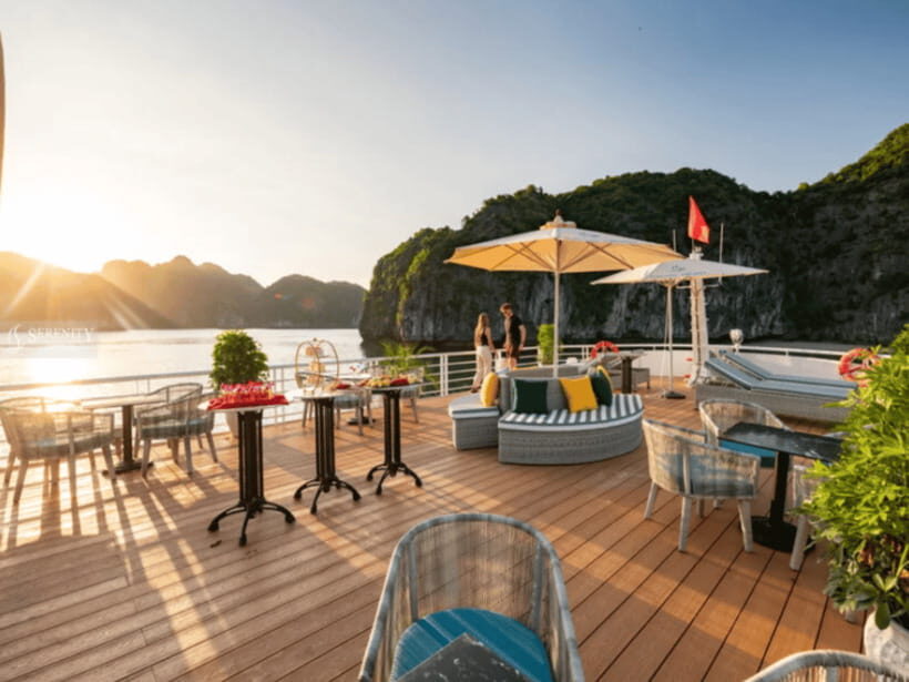From Hanoi: Lan Ha Bay and Cat Ba Island Cruise with Lunch - The sunset party and the return ride to Hanoi