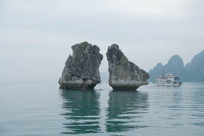 From your cruise port to Ninh Binh 1 day with our driver - Mua Cave climb: 500 steps, then a wide view
