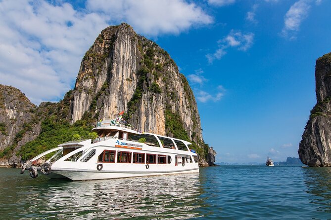 Full Day-All Inclusive: Halong Bay-Lan Ha Bay-Bai Tu Long Bay - Cua Van Floating Village: Kayaking or Banana Boat for a Hands-On Moment