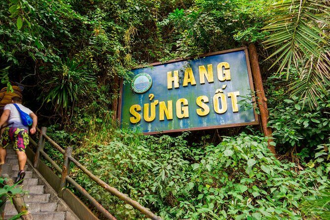 Ha Long Bay Cruise Day Tour - Cave, Kayaking, Swimming & Lunch - Hang Luon Cave kayaking (and bamboo boat): hands-on limestone scenery