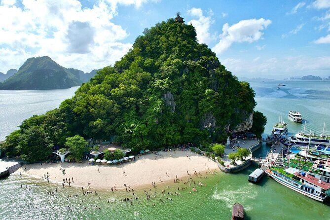Ha Long Bay Day Cruise From Ha Noi - Luon Cave lagoon: kayaking or bamboo boat option